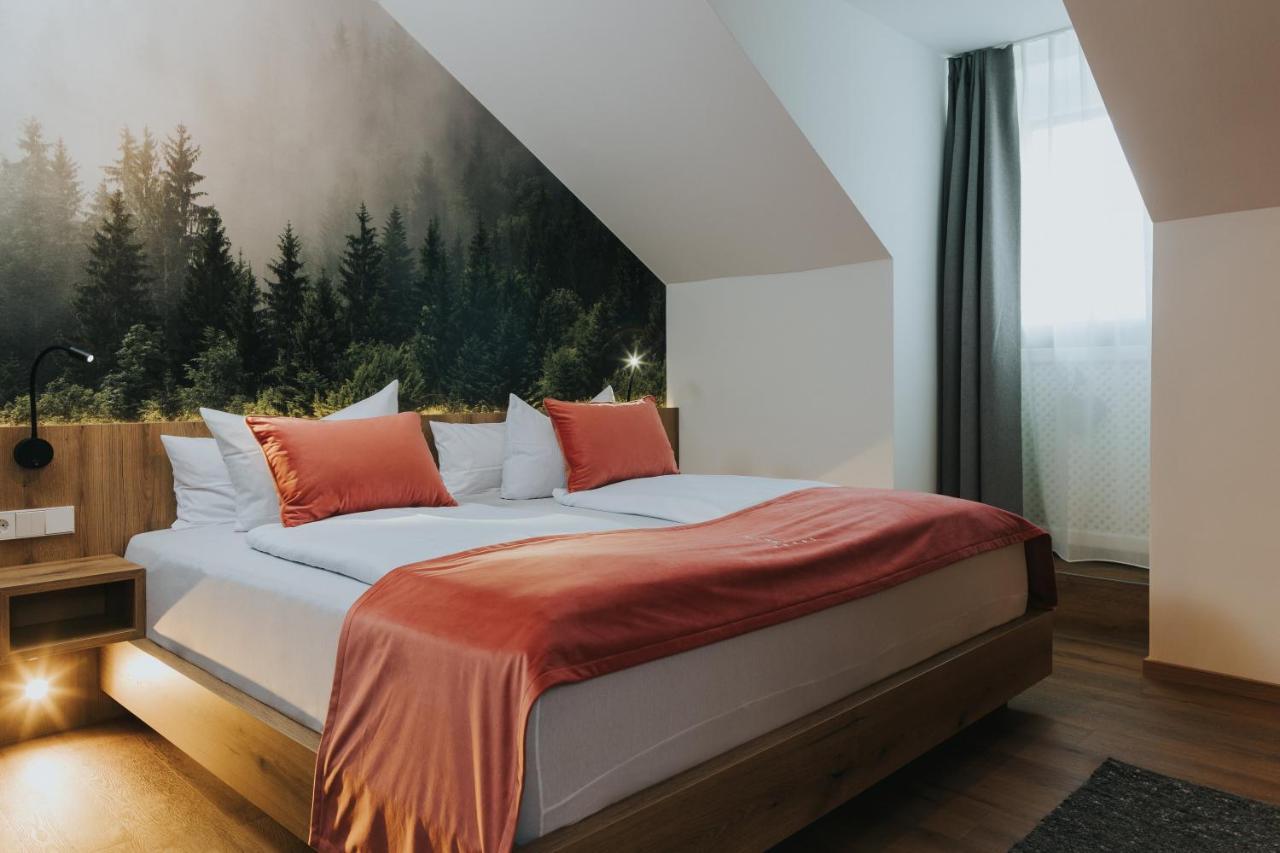 Hotel Drei Quellen Therme バート・グリースバッハ エクステリア 写真